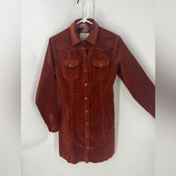 Legendary Whitetails Roadhouse Corduroy snap front Dress in rust size S/M - Picture 3 of 14